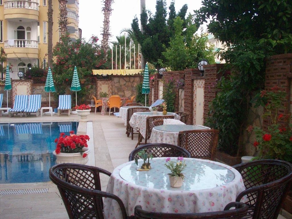 Moonlight Hotel Аланія Екстер'єр фото